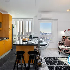 whome-anjos-premium-apartment-10.hotels-lisbon-portugal.com/