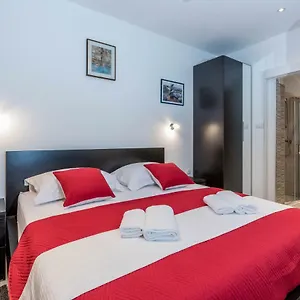 Vd 1892 Appartement